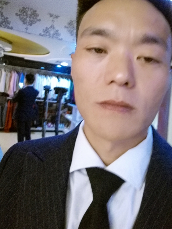 醉酒的蝴蝶的第二张照片--淮北蓝颜知己交友网